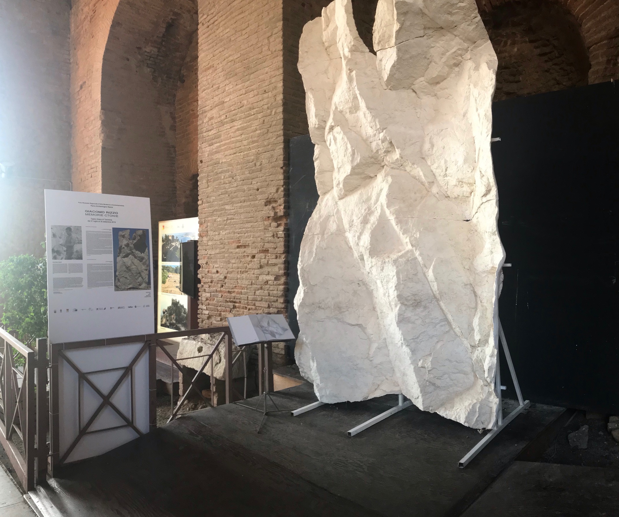 TAORMINA, Respiro, scultura di Giacomo Rizzo